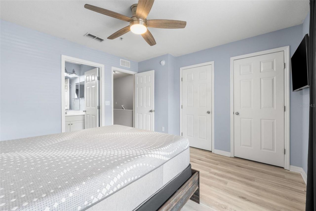 2636 SW 35th Place, Unit 13, Gainesville, FL 32608 Photo