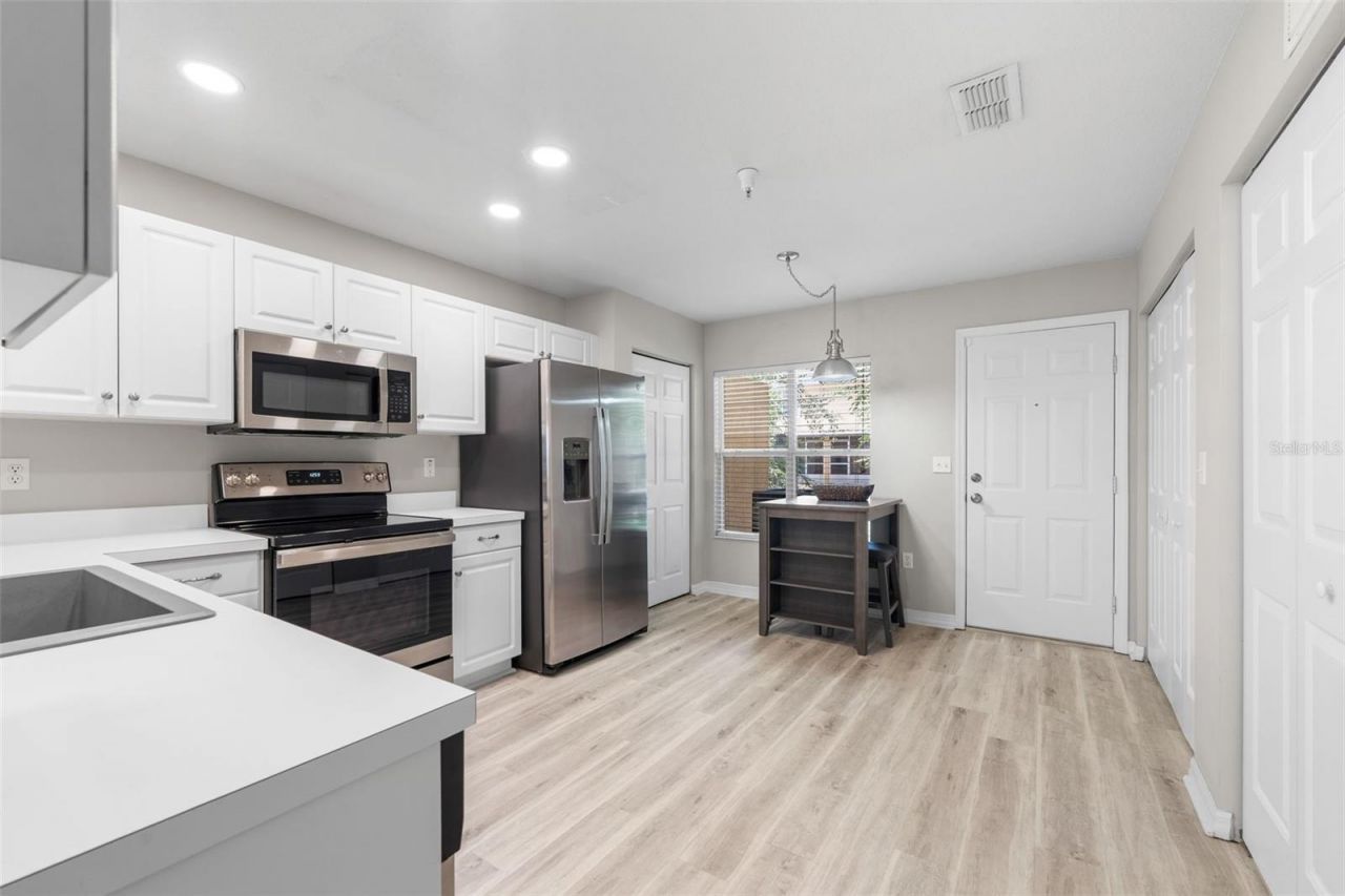 2636 SW 35th Place, Unit 13, Gainesville, FL 32608 Photo