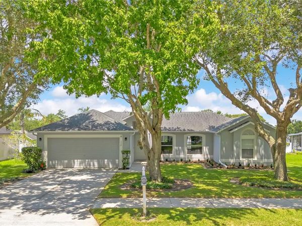 132 ZACHARY WADE STREET, WINTER GARDEN, FL 34787