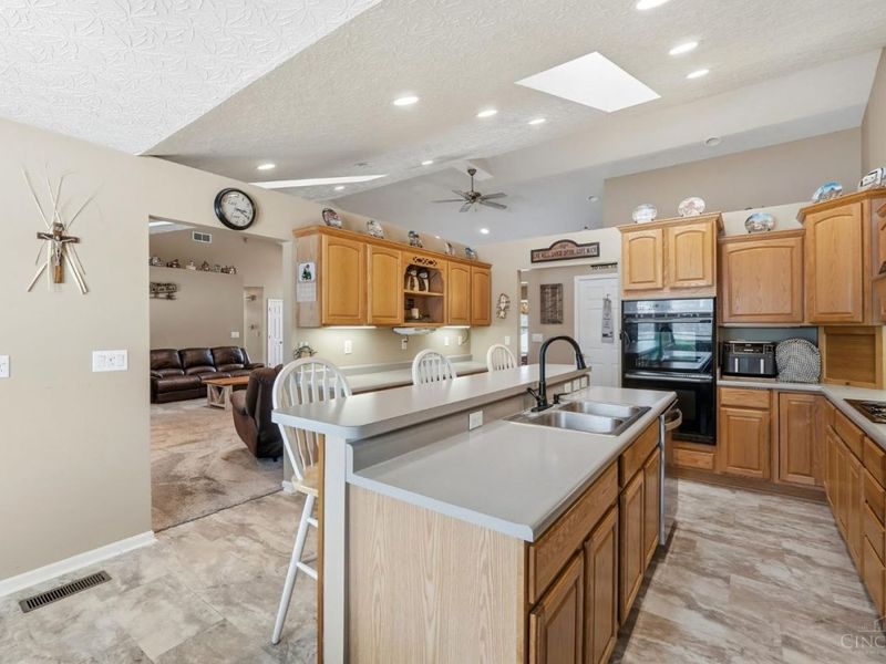 7353 Ross Road, Washington Township, OH 45054 Photo 21