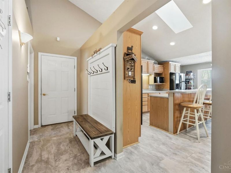 7353 Ross Road, Washington Township, OH 45054 Photo 29
