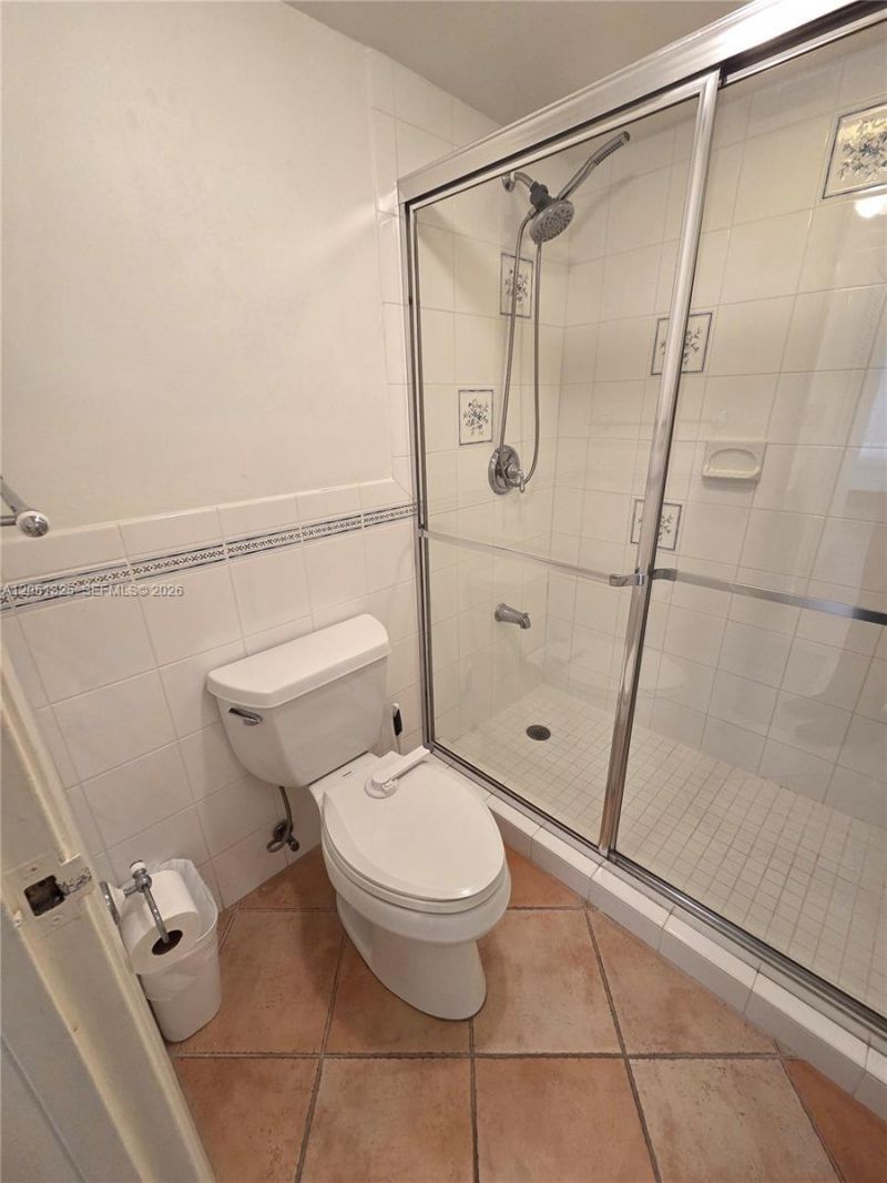 2625 Collins Ave , Unit 1506, Miami Beach, FL 33140 Photo