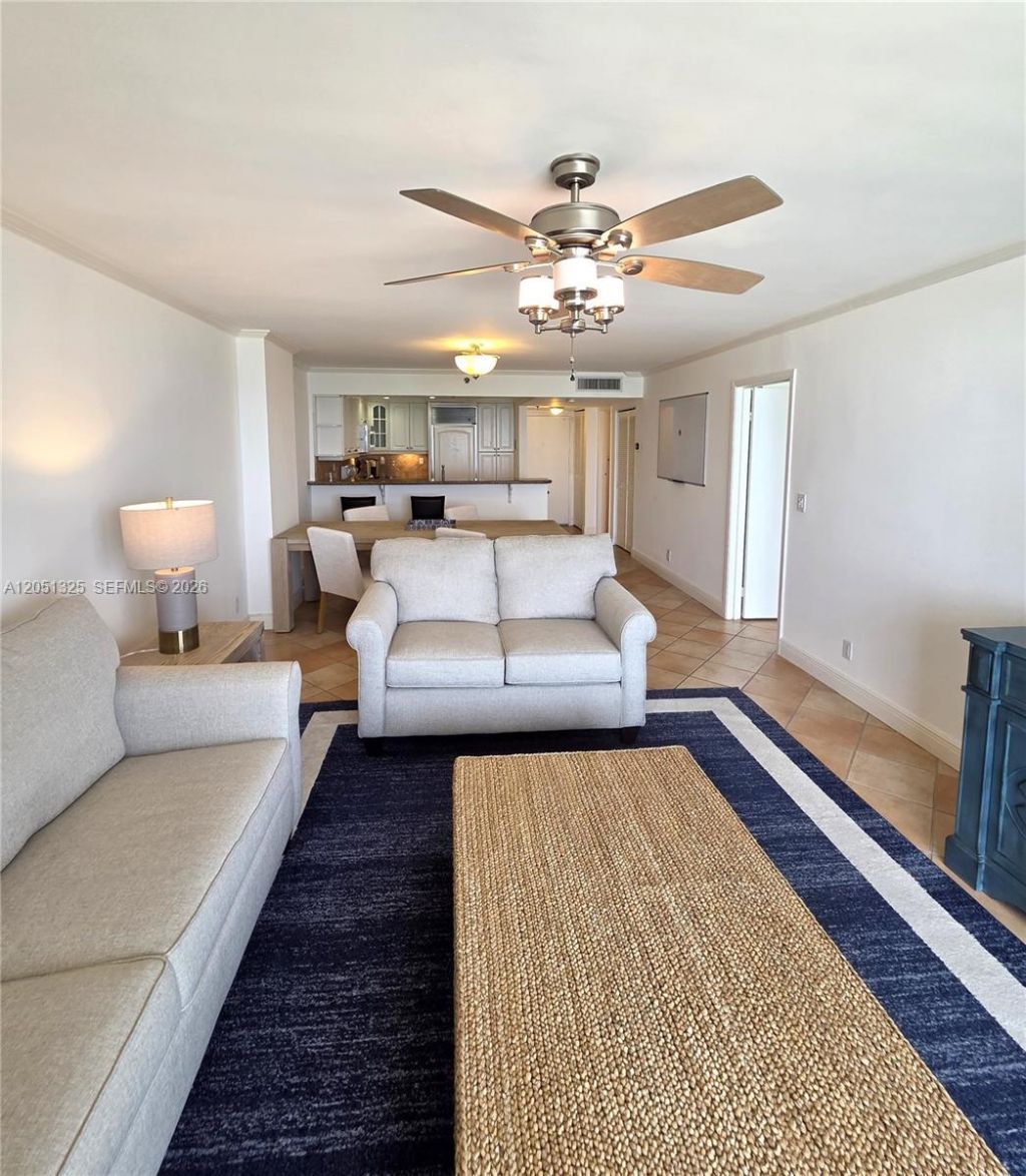 2625 Collins Ave , Unit 1506, Miami Beach, FL 33140 Photo