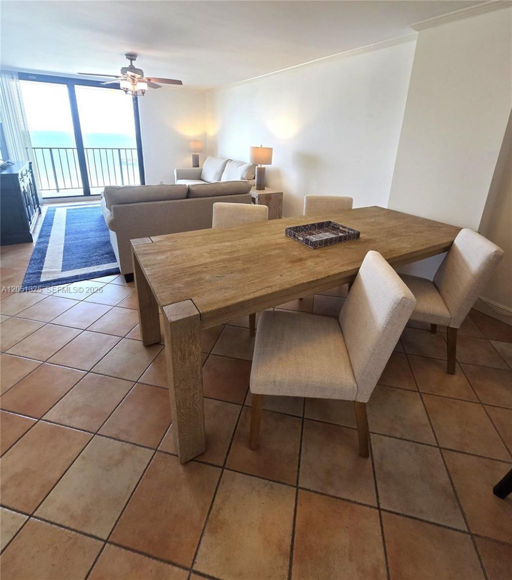 2625 Collins Ave , Unit 1506, Miami Beach, FL 33140 Photo