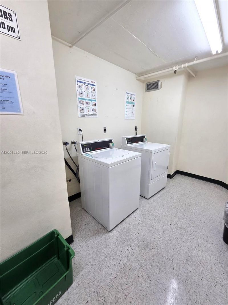 2625 Collins Ave , Unit 1506, Miami Beach, FL 33140 Photo