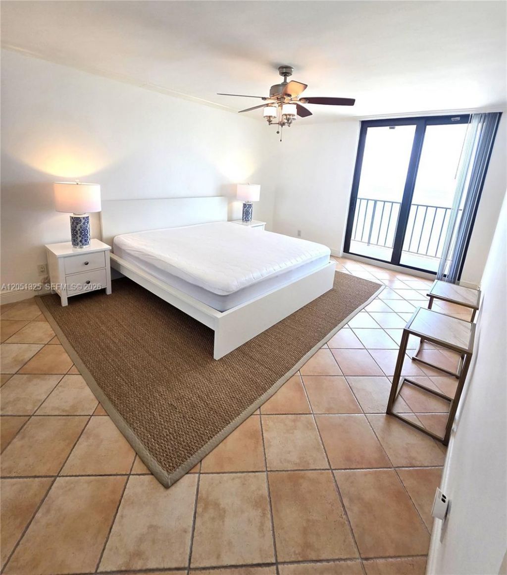 2625 Collins Ave , Unit 1506, Miami Beach, FL 33140 Photo