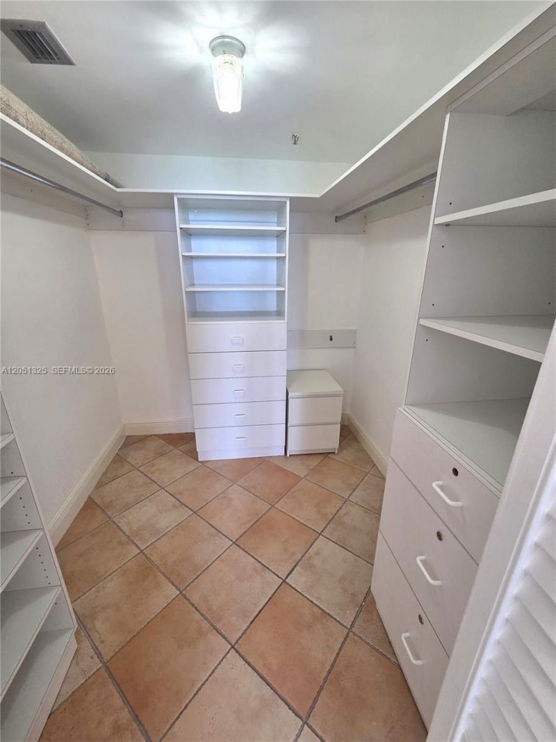 2625 Collins Ave , Unit 1506, Miami Beach, FL 33140 Photo
