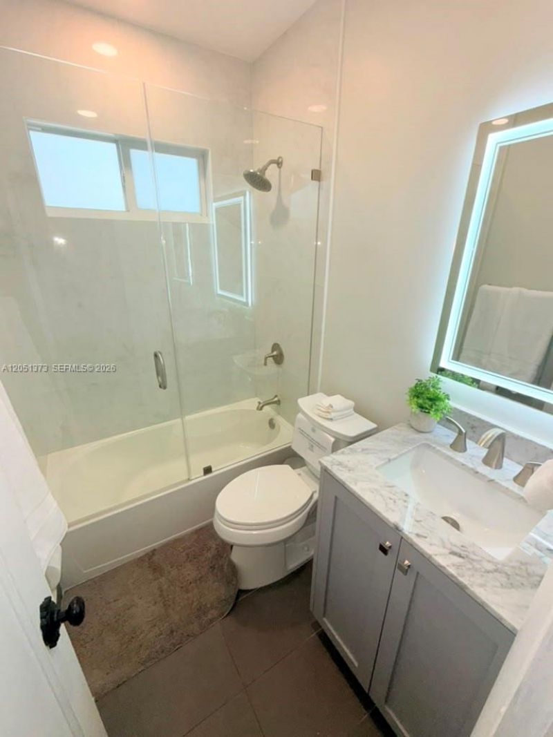 201 Flagler Dr , Unit 201, Miami Springs, FL 33166 Photo