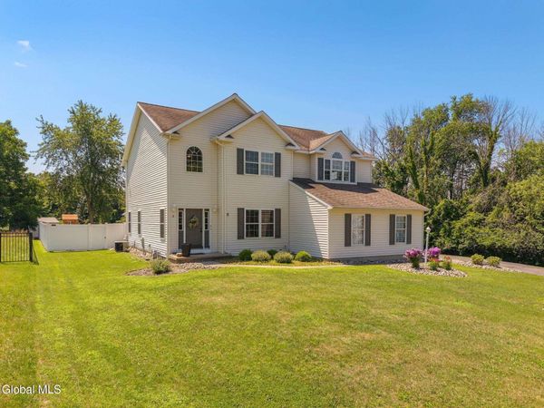 6 Mallard Drive, Rexford, NY 12148