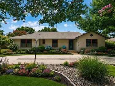 6150 Berwyn Lane, Dallas, TX 75214