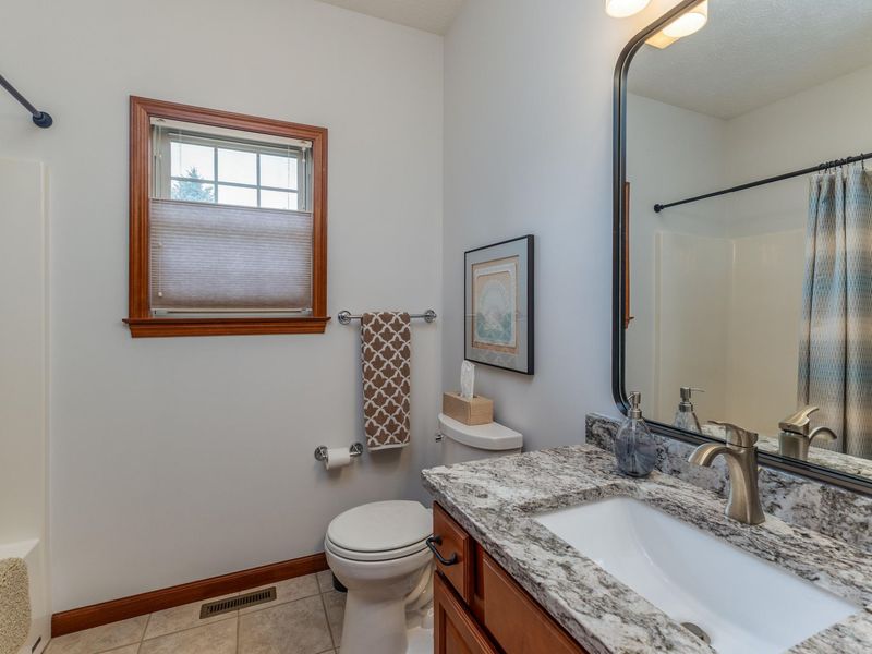 801 Hawk Avenue, Tipp City, OH 45371 Photo 21