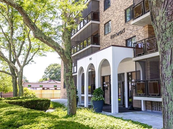 990 Massachusetts Ave, Unit F11, Arlington, MA 02476