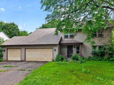 9720 Oliver Avenue N, Brooklyn Park, MN 55444