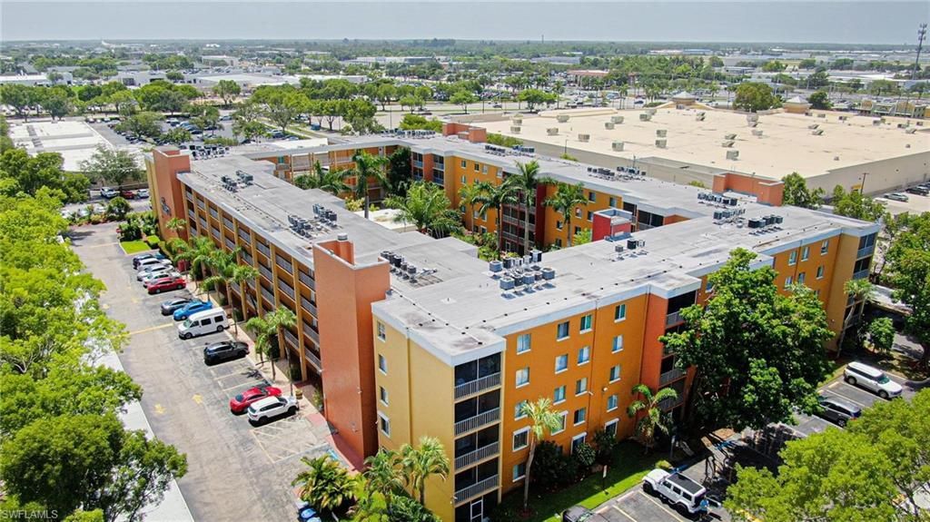 2366 E Mall Dr, Unit 414, Fort Myers, FL 33901 Photo