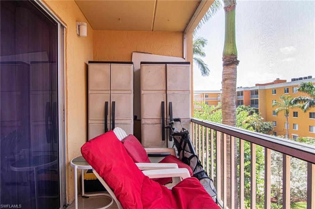 2366 E Mall Dr, Unit 414, Fort Myers, FL 33901 Photo