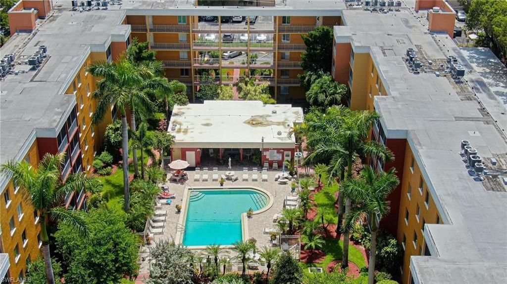 2366 E Mall Dr, Unit 414, Fort Myers, FL 33901 Photo