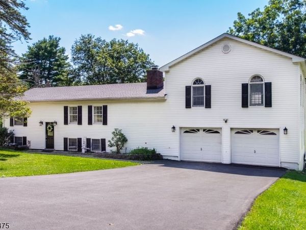 19 Little Rd, Lafayette, NJ 07848