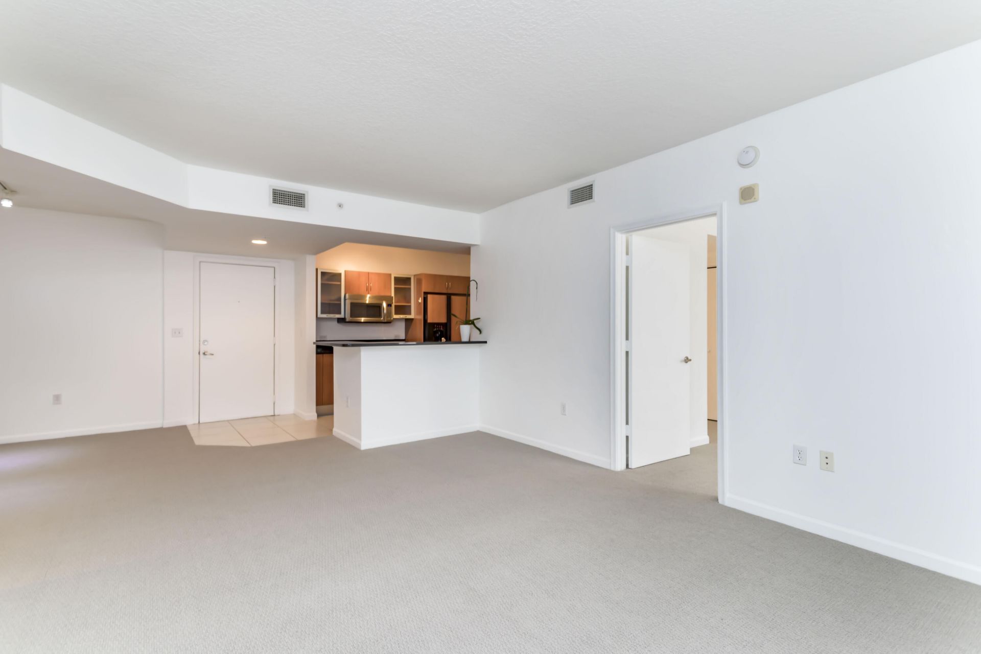 18800 NE 29th Avenue, Unit 923, Miami, FL 33180 Photo