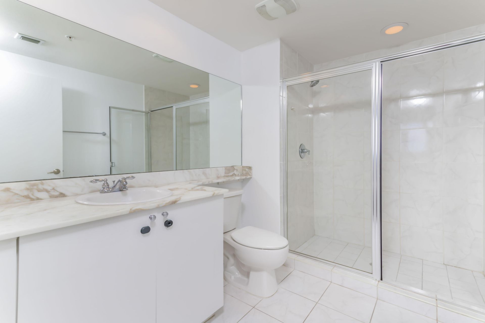 18800 NE 29th Avenue, Unit 923, Miami, FL 33180 Photo