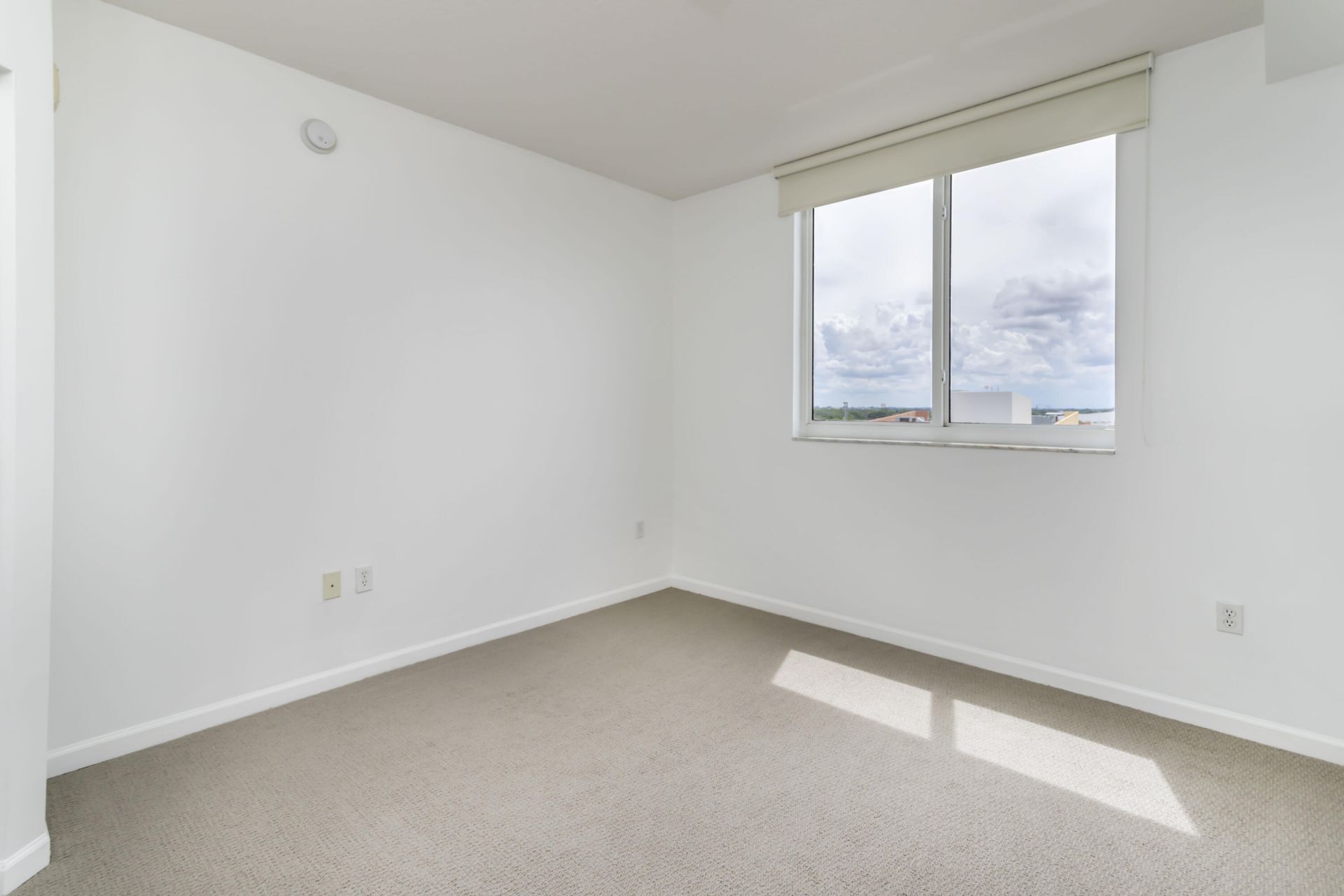 18800 NE 29th Avenue, Unit 923, Miami, FL 33180 Photo