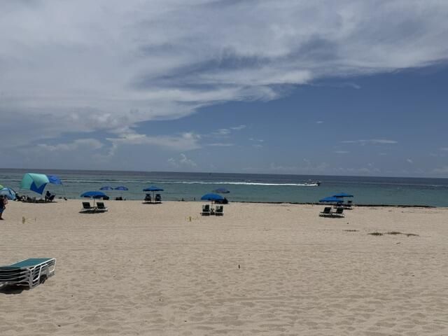 33 S Ocean Avenue, Unit 108, Palm Beach Shores, FL 33404 Photo