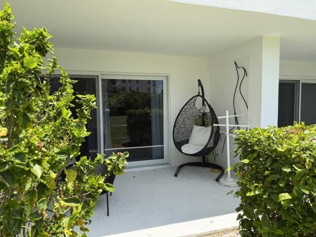 33 S Ocean Avenue, Unit 108, Palm Beach Shores, FL 33404 Photo