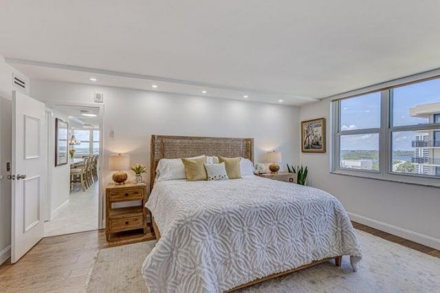 5440 N Ocean Drive, Unit 1502, Singer Island, FL 33404 Photo