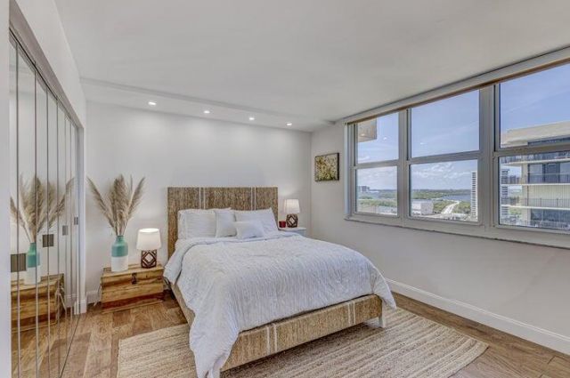 5440 N Ocean Drive, Unit 1502, Singer Island, FL 33404 Photo