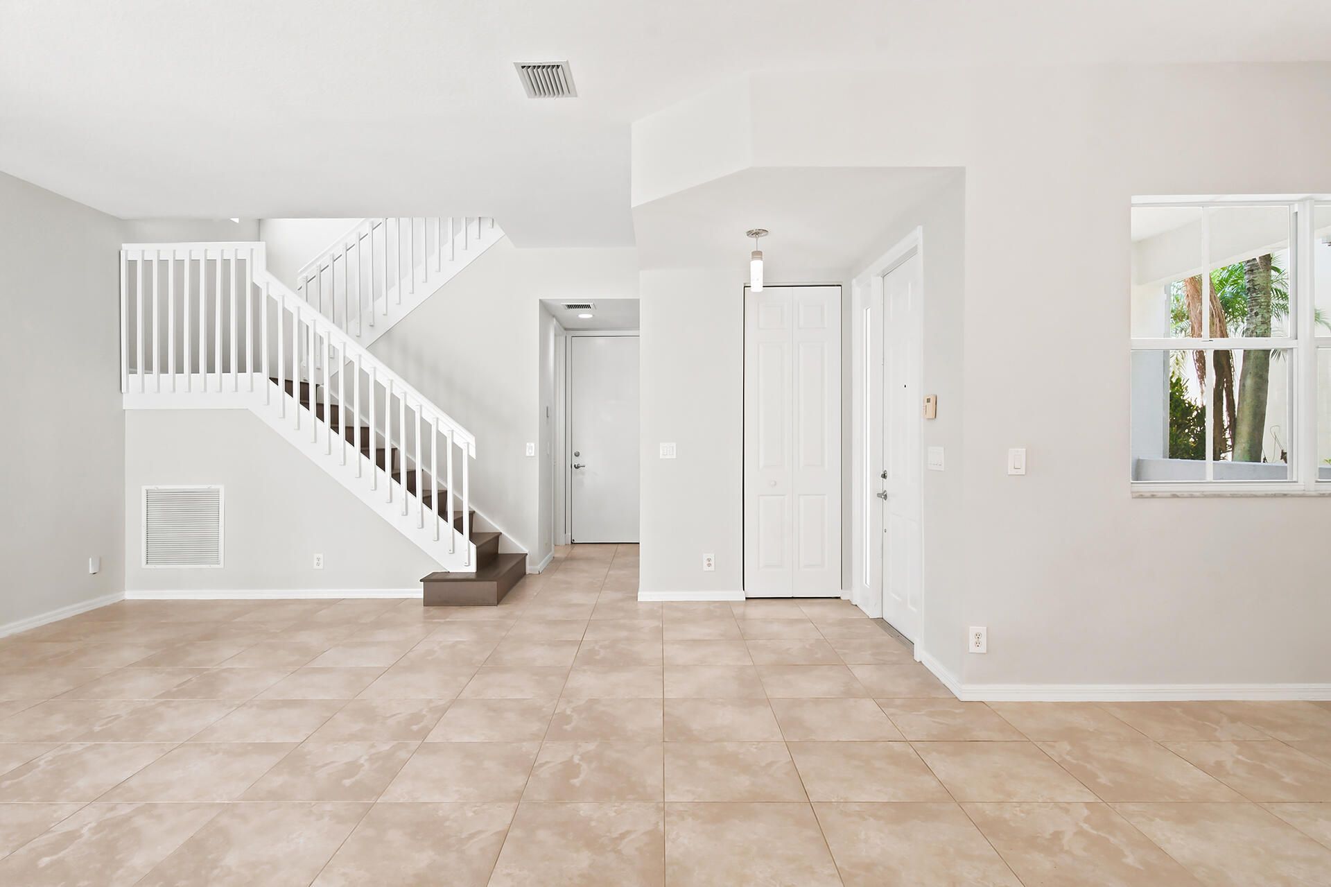 207 Isle Verde Way, Palm Beach Gardens, FL 33418 Photo