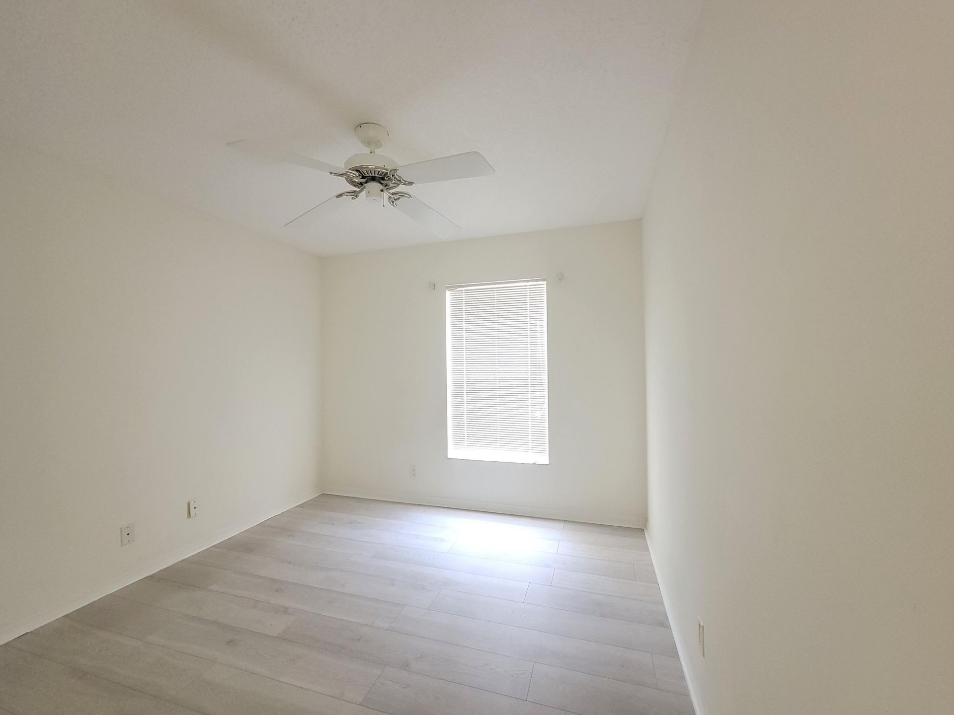 3041 Casa Rio Court, Riviera Beach, FL 33418 Photo