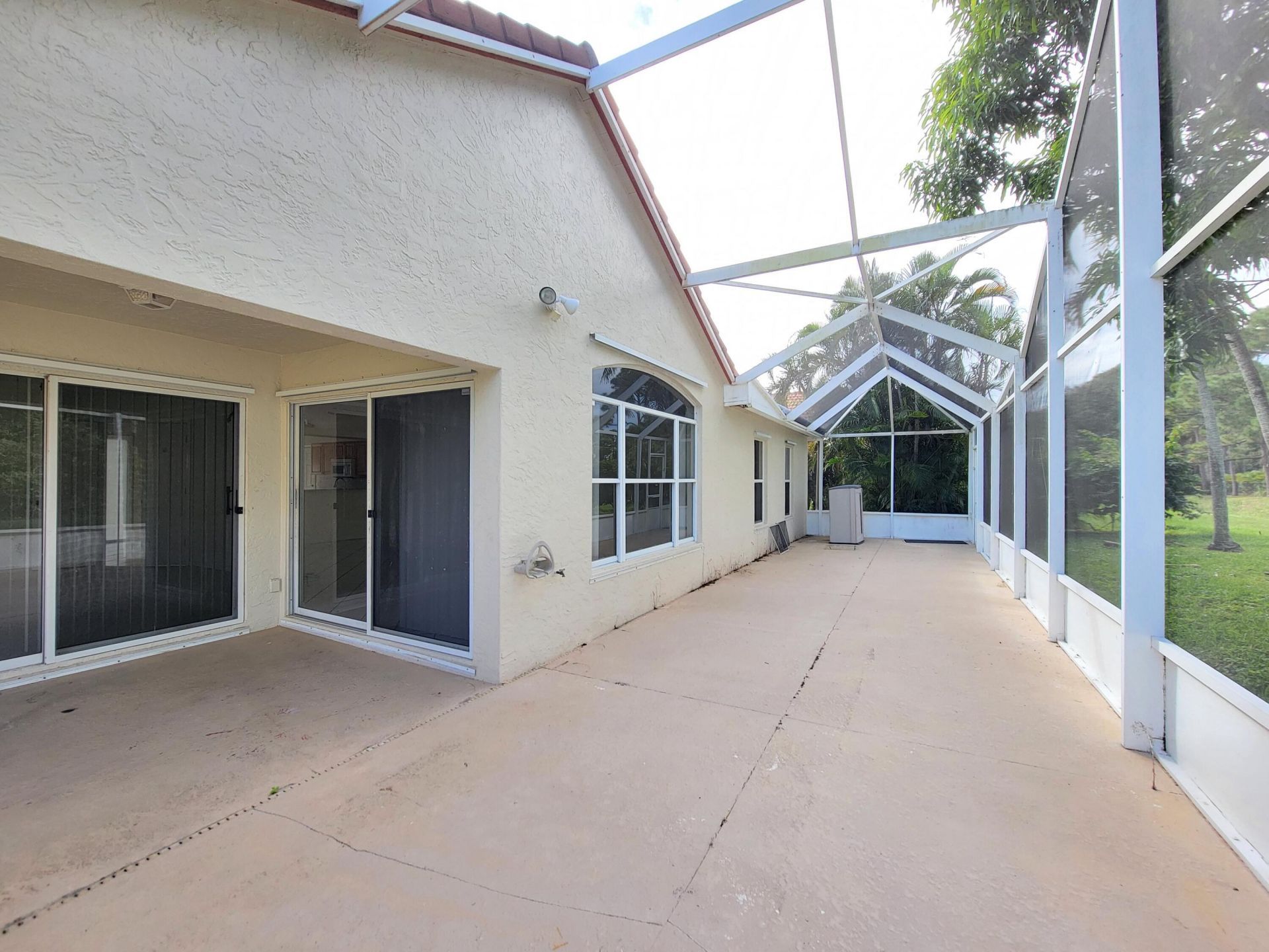 3041 Casa Rio Court, Riviera Beach, FL 33418 Photo