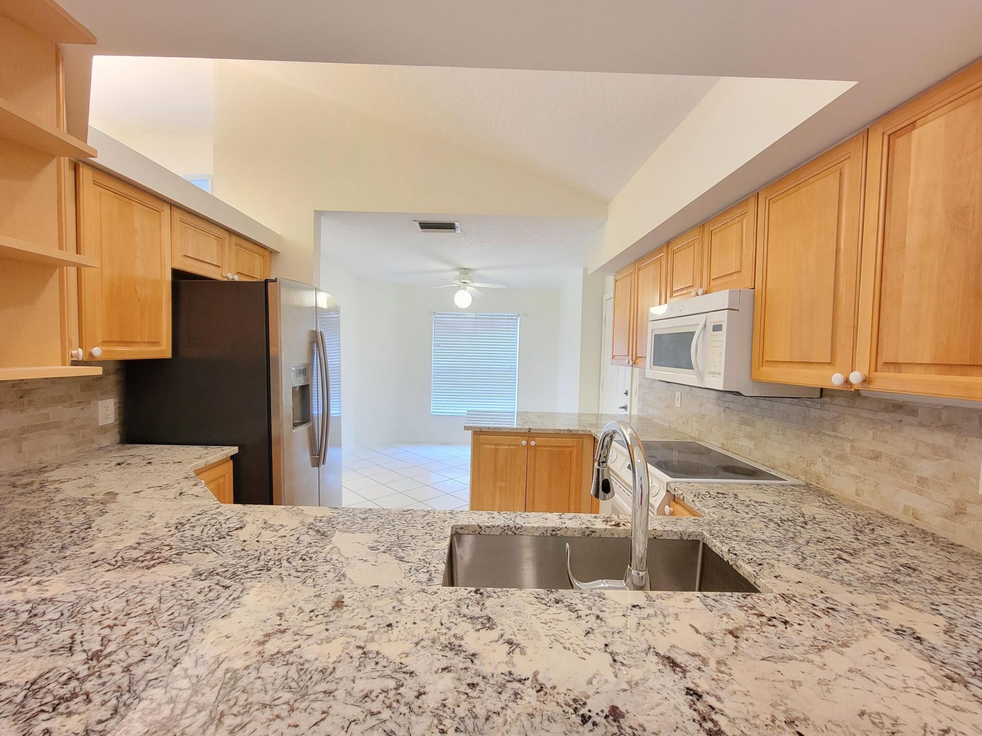3041 Casa Rio Court, Riviera Beach, FL 33418 Photo