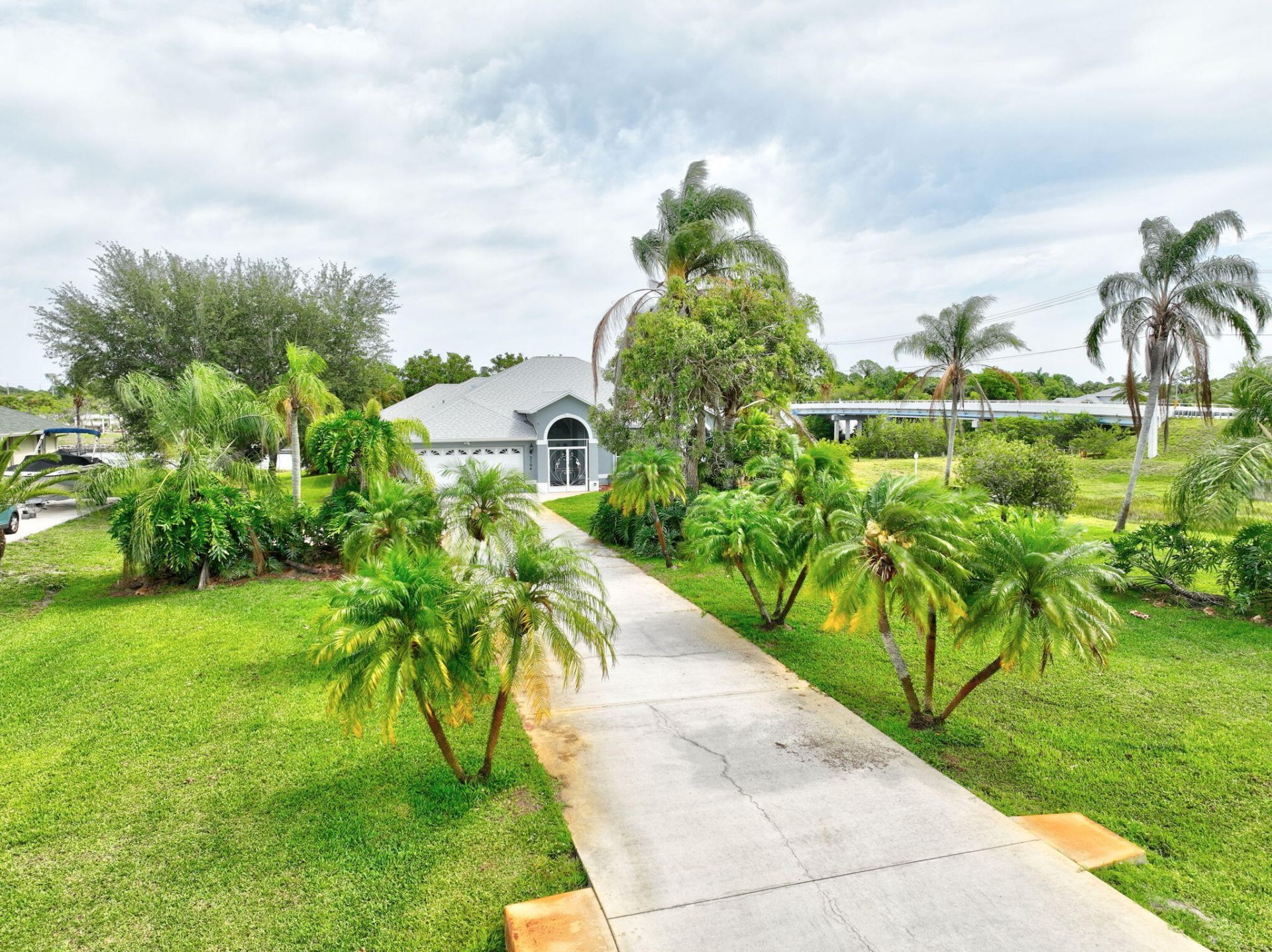 2704 SE Eagle Drive, Port Saint Lucie, FL 34984 Photo