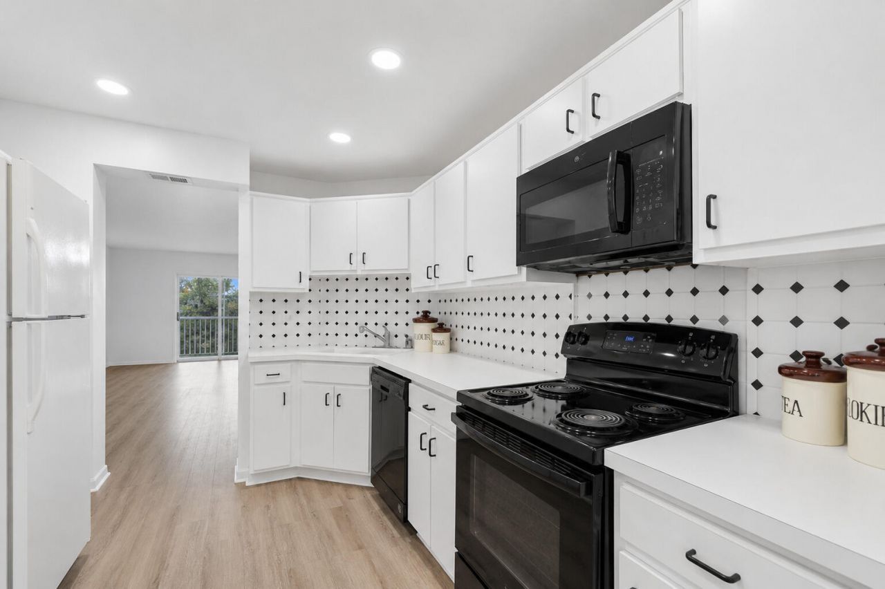 9101 W Sample Road, Unit 402, Coral Springs, FL 33065 Photo
