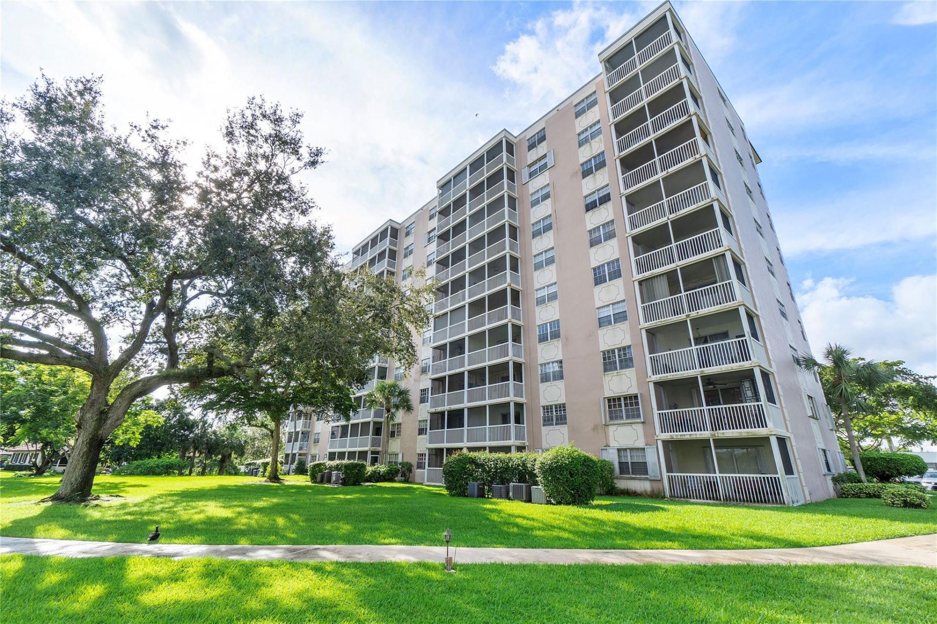 9101 W Sample Road, Unit 402, Coral Springs, FL 33065 Photo