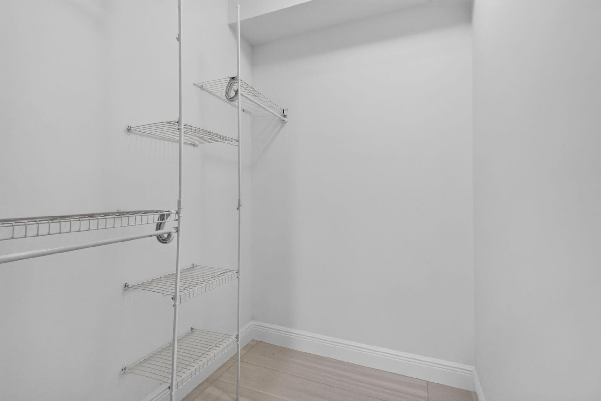 2650 Lake Shore Drive, Unit 1005, Riviera Beach, FL 33404 Photo