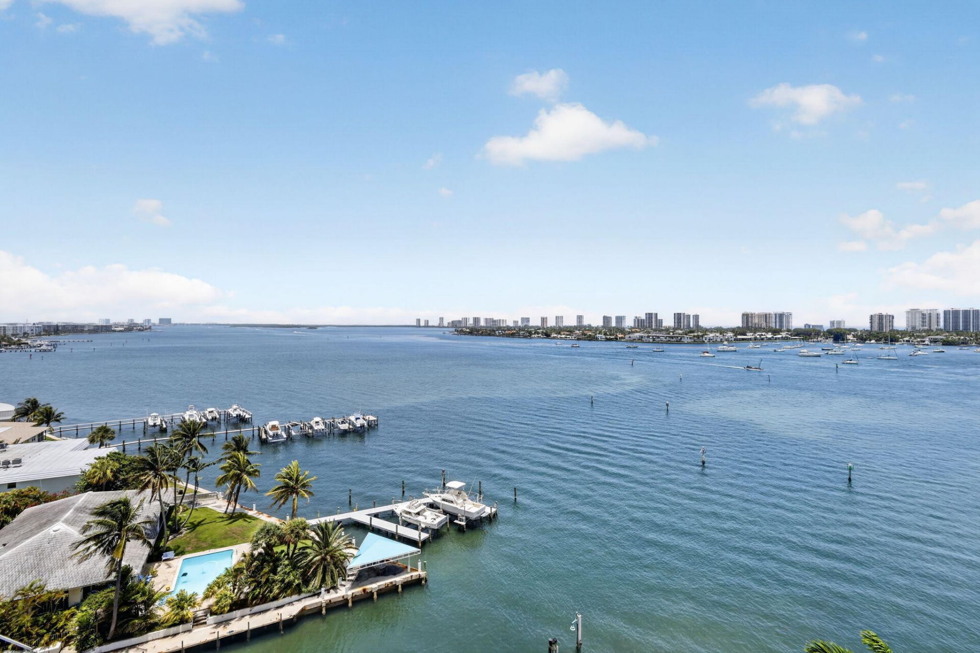 2650 Lake Shore Drive, Unit 1005, Riviera Beach, FL 33404 Photo