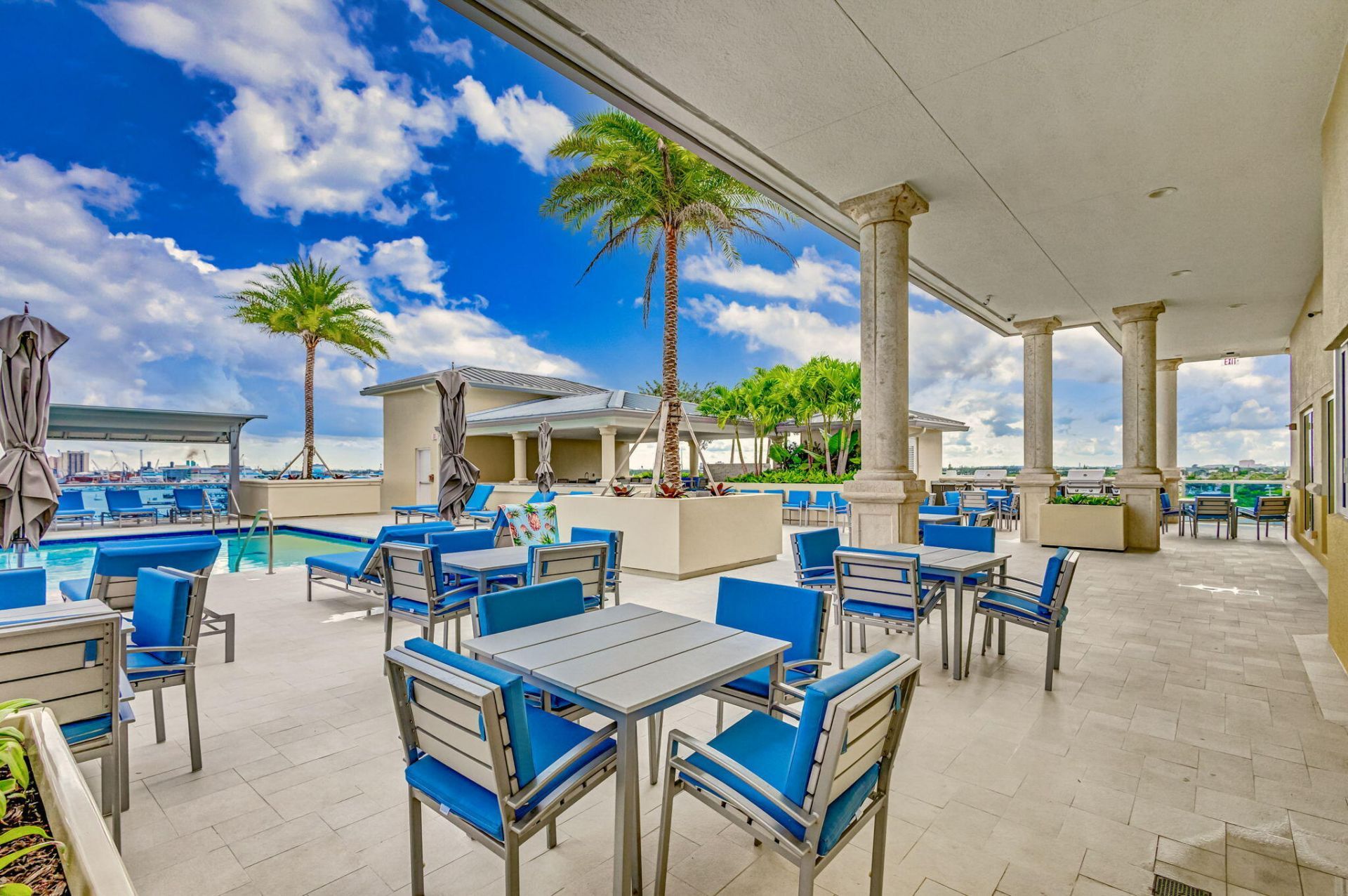 2650 Lake Shore Drive, Unit 1005, Riviera Beach, FL 33404 Photo