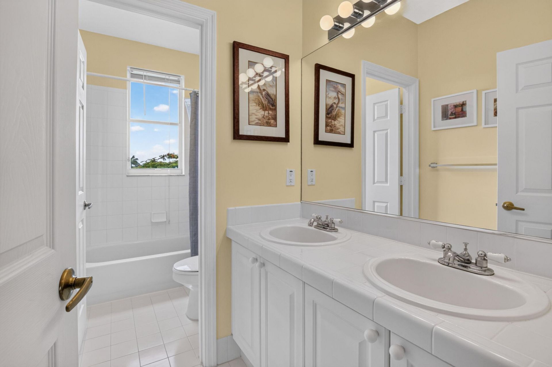 5866 Bay Hill Circle, Lake Worth, FL 33463 Photo