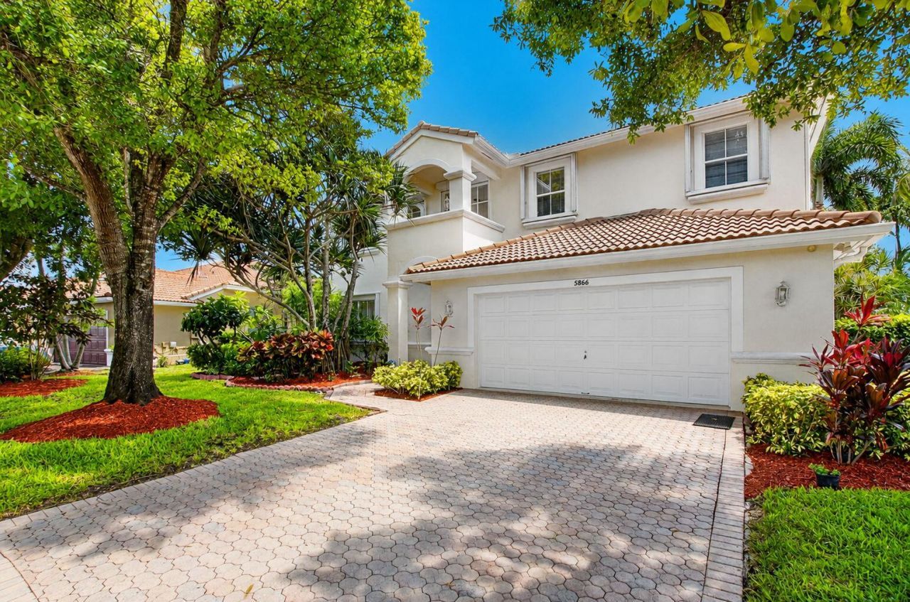 5866 Bay Hill Circle, Lake Worth, FL 33463 Photo
