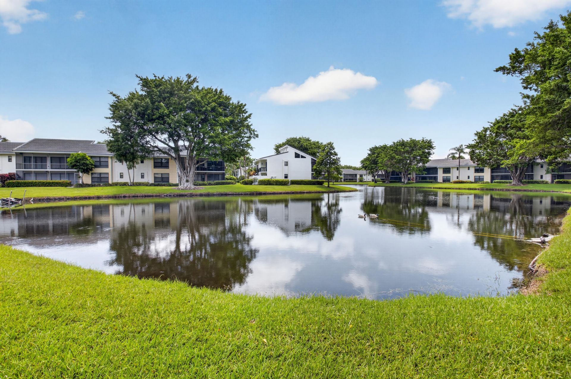 6800 Willow Wood Drive, Unit 905, Boca Raton, FL 33434 Photo