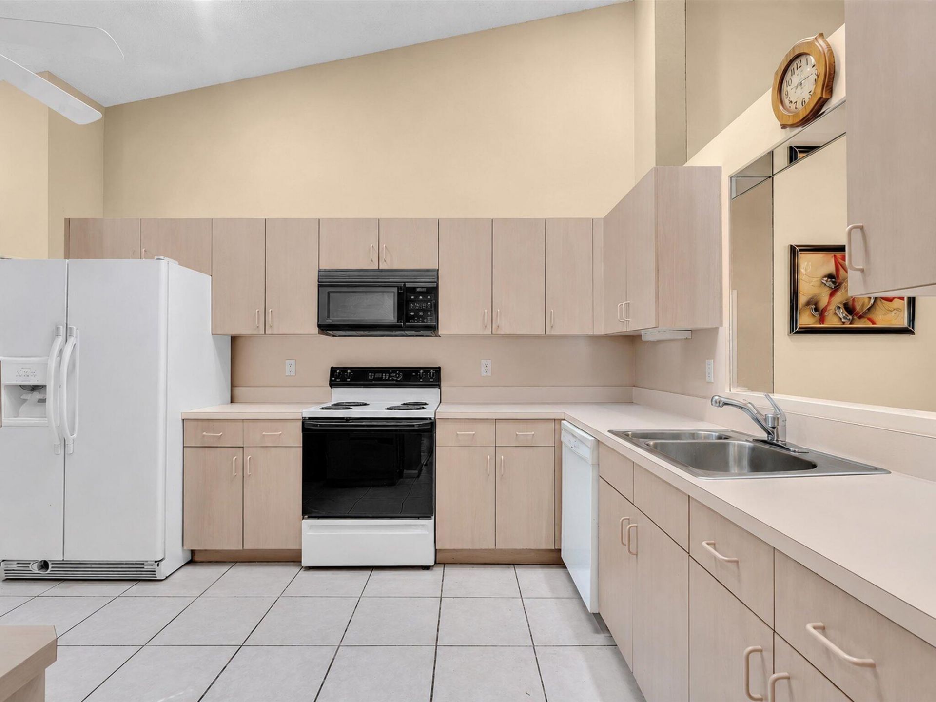 7036 Summer Tree Drive, Unit B, Boynton Beach, FL 33437 Photo