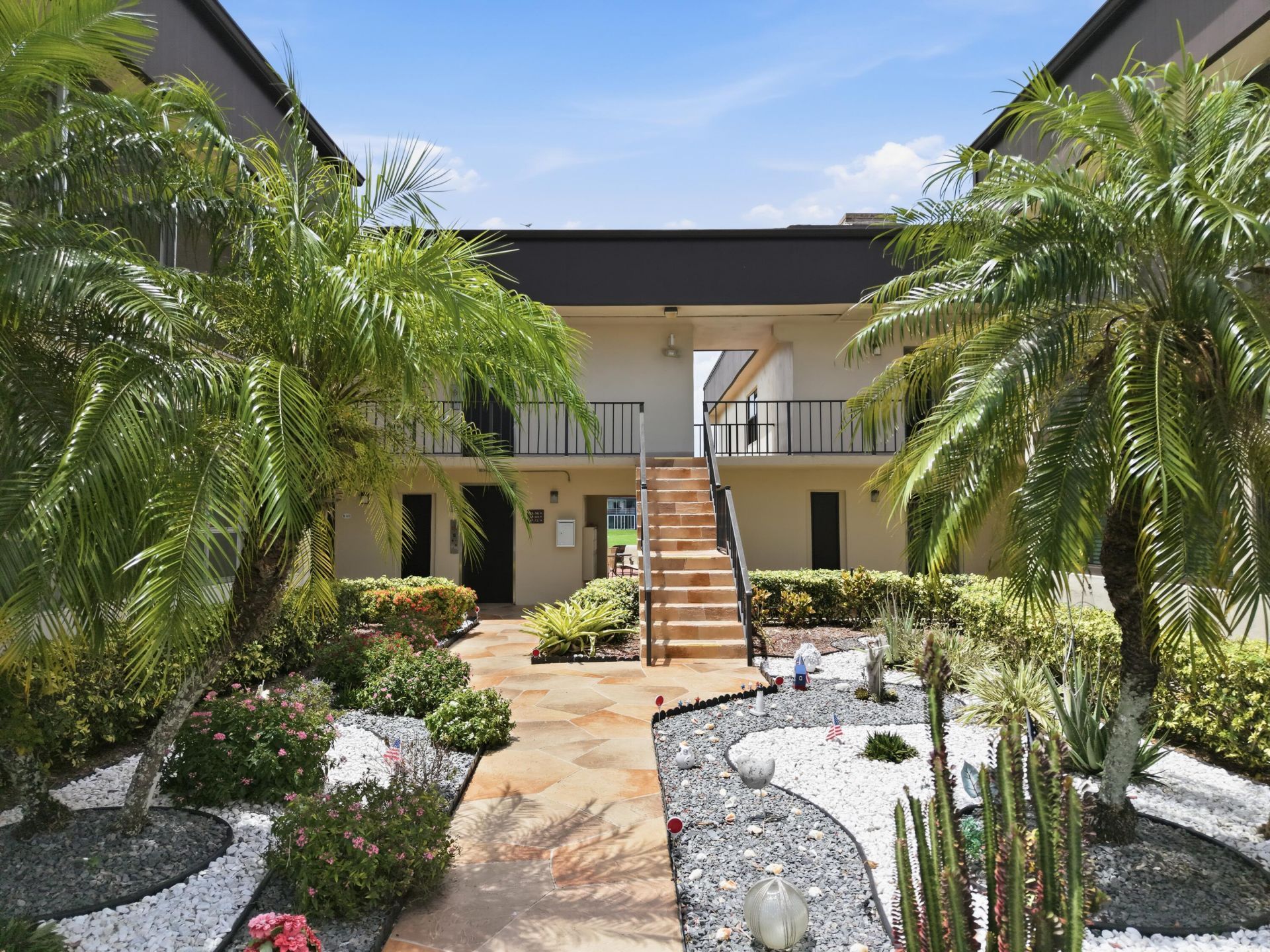 54 Capri B, Delray Beach, FL 33484 Photo