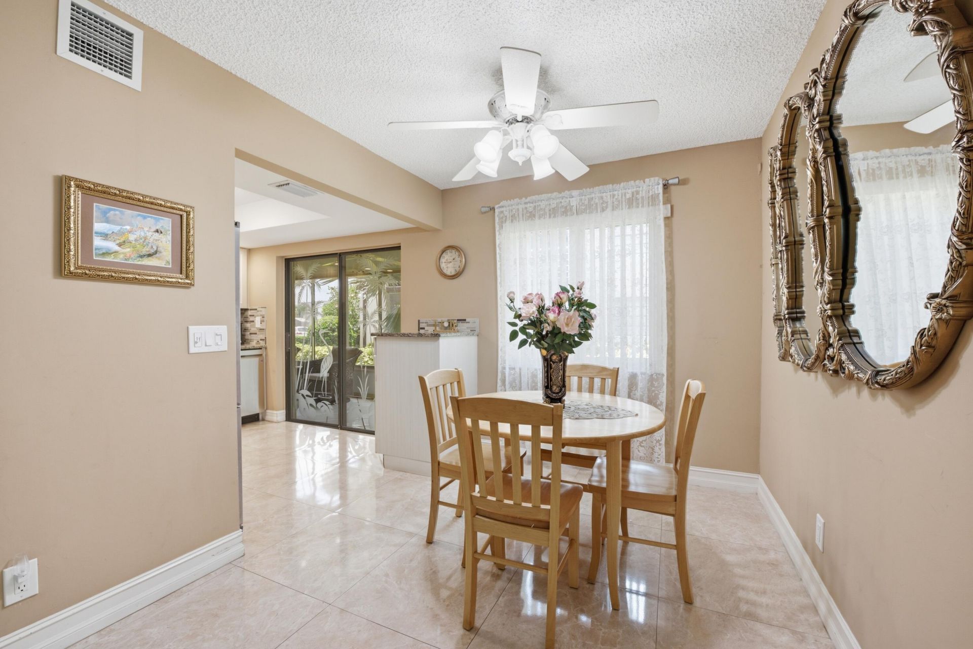 54 Capri B, Delray Beach, FL 33484 Photo