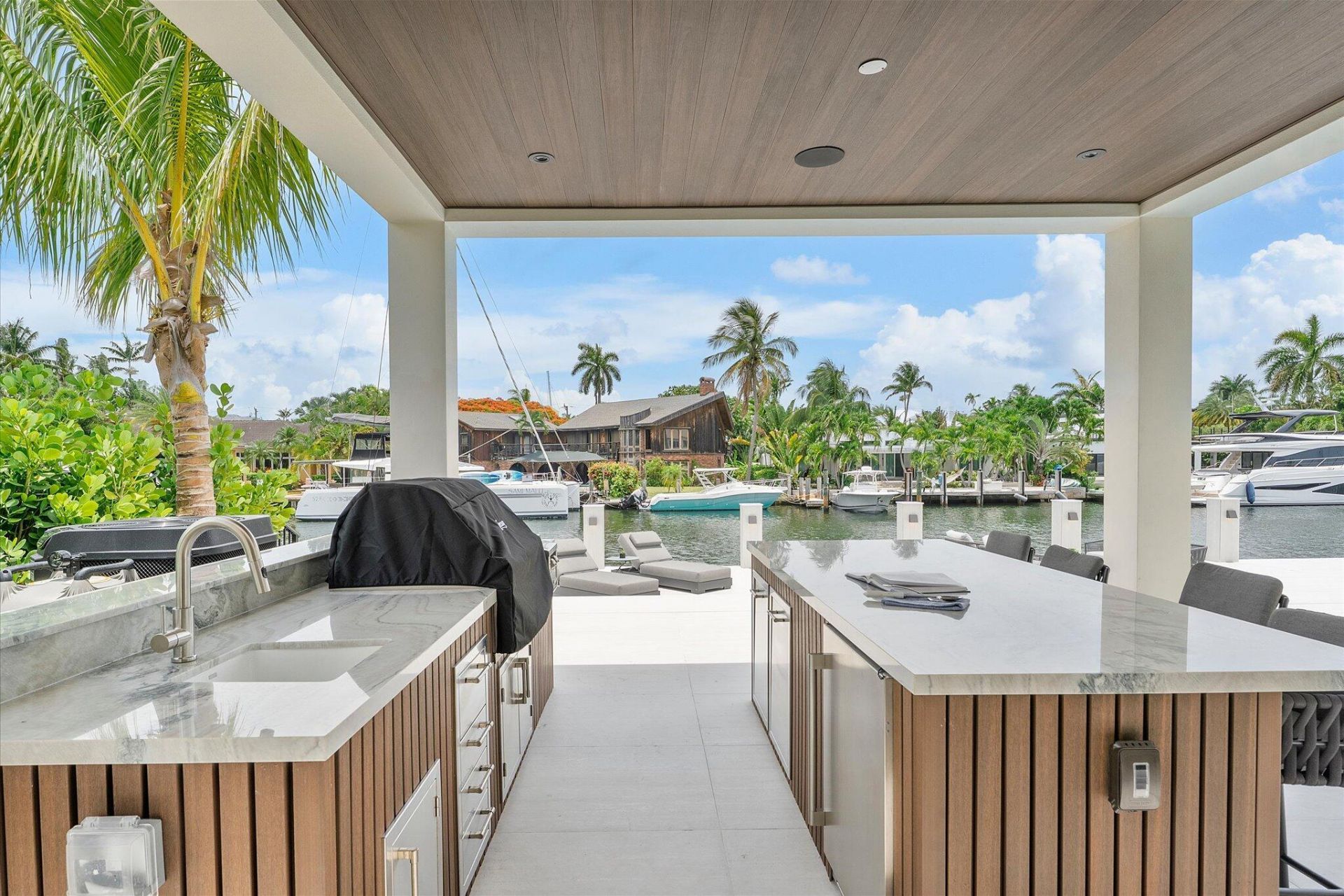 1607 SE 14th Street, Fort Lauderdale, FL 33316 Photo
