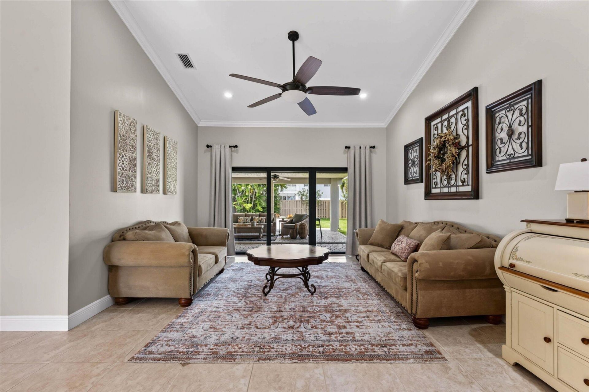 20250 NW 5th Street, Pembroke Pines, FL 33029 Photo