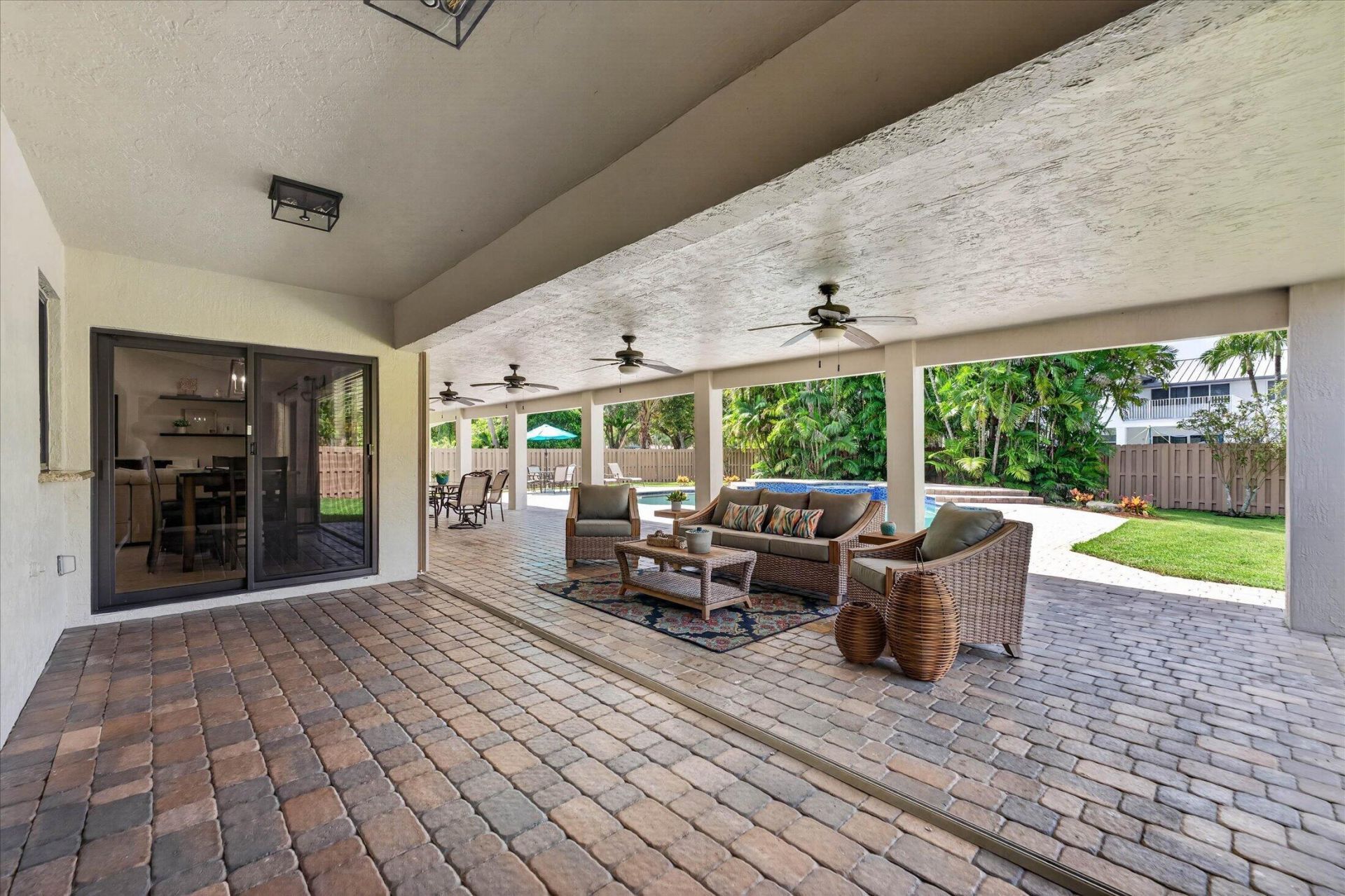 20250 NW 5th Street, Pembroke Pines, FL 33029 Photo