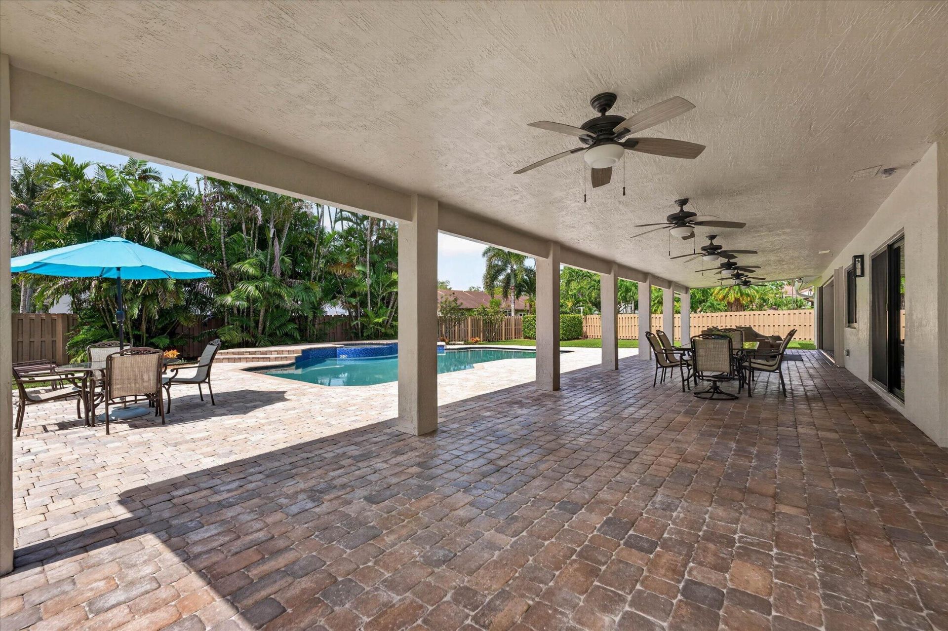 20250 NW 5th Street, Pembroke Pines, FL 33029 Photo
