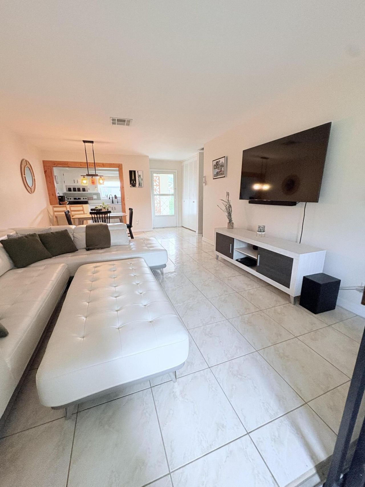 2966 Crosley Drive E, Unit D, West Palm Beach, FL 33415 Photo