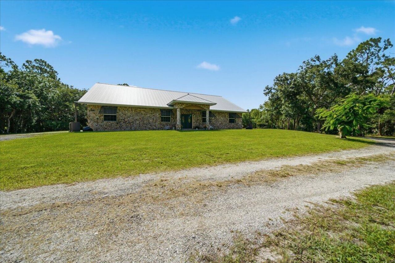 4207 Fortuna Avenue, Grant Valkaria, FL 32950 Photo